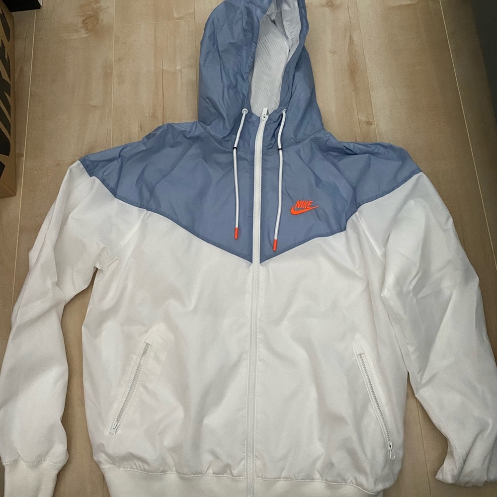 Nike windbreaker